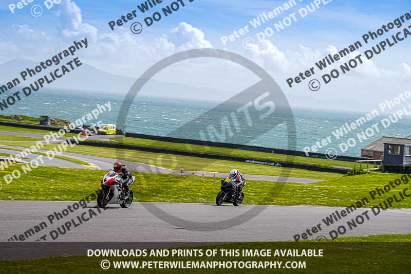 anglesey no limits trackday;anglesey photographs;anglesey trackday photographs;enduro digital images;event digital images;eventdigitalimages;no limits trackdays;peter wileman photography;racing digital images;trac mon;trackday digital images;trackday photos;ty croes